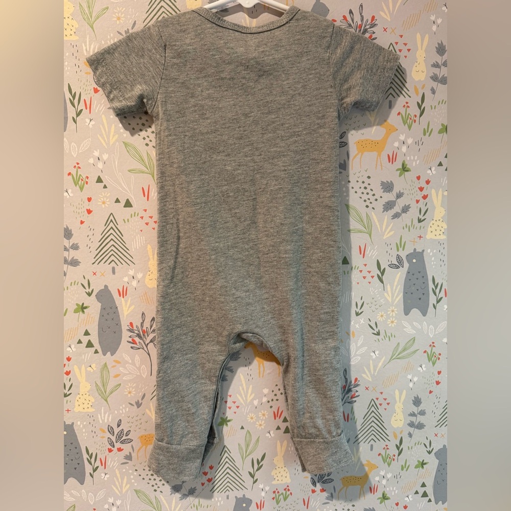 Disney Baby Mickey Mouse “It’s My Birthday” One Piece Romper Size 12 Months - Picture 9 of 9